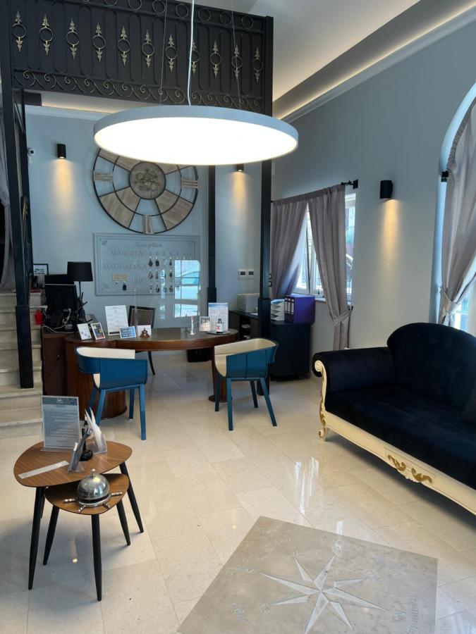 Villas Arbia Banjol Exterior photo