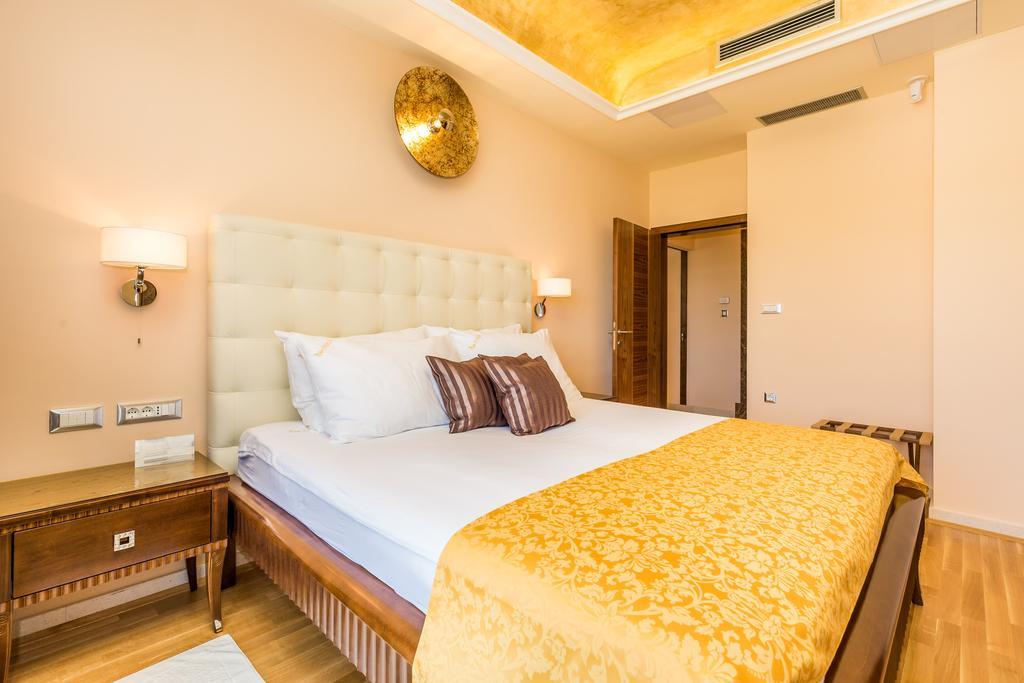 Villas Arbia Banjol Exterior photo